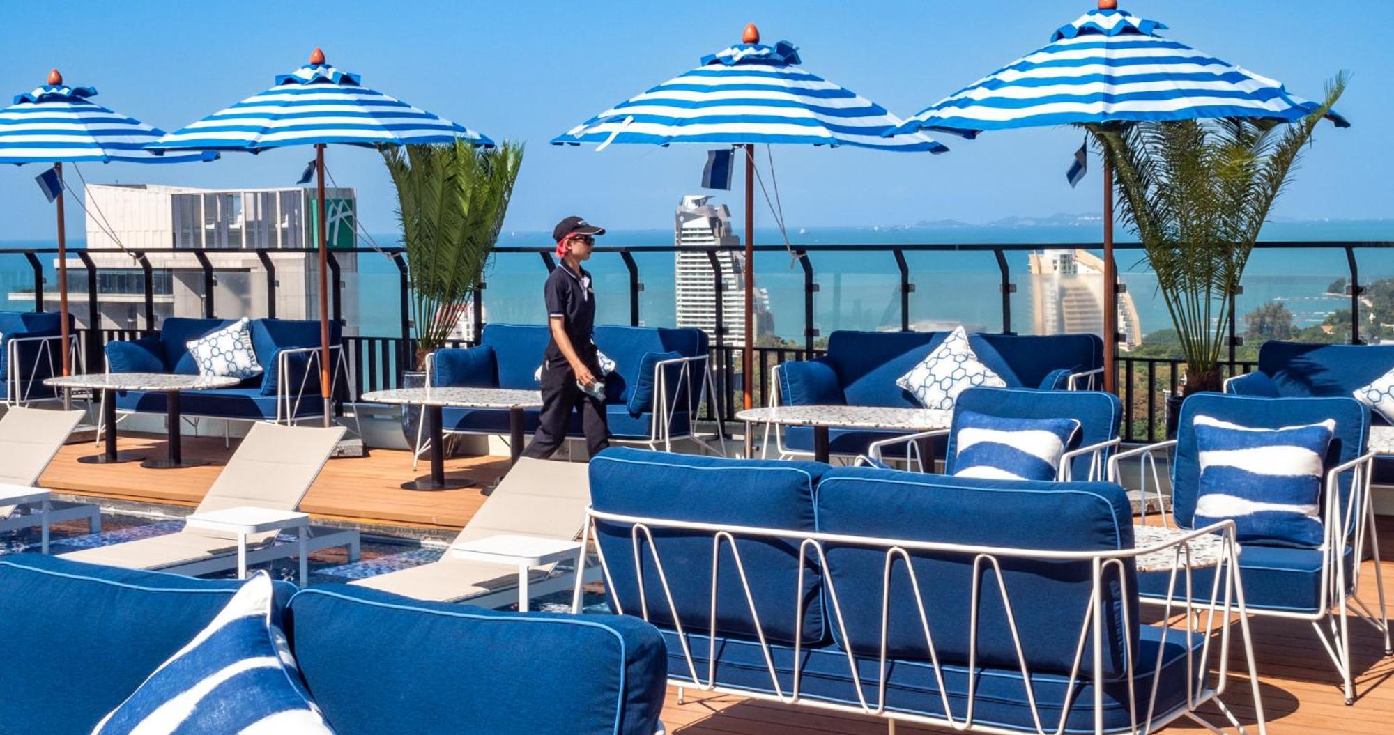 فندق سيام آت سيام ديزاين باتايا المظهر الخارجي الصورة The pool at the 101